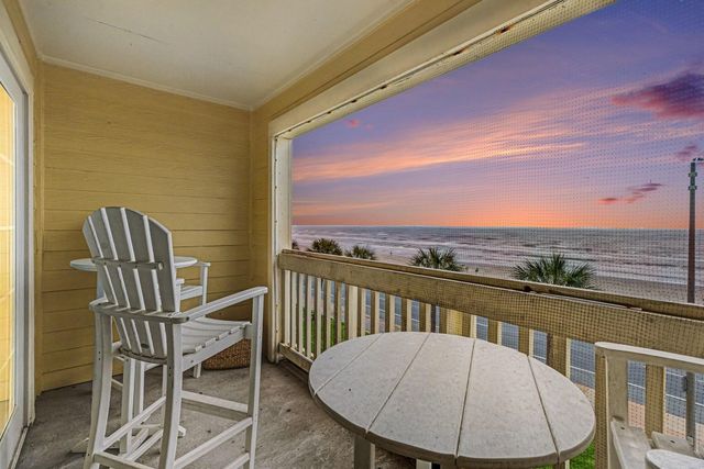 7000 Seawall Boulevard 1038, Galveston, TX 77551