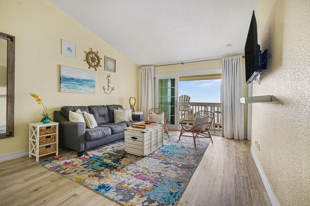 7000 Seawall Boulevard 1038, Galveston, TX 77551