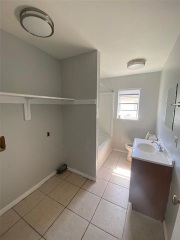 605 HENNESSEE STREET, Lakeland, FL 33805