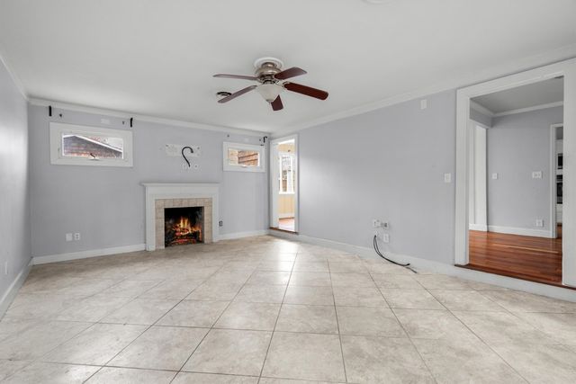 6308 Kenwick Avenue, Fort Worth, TX 76116