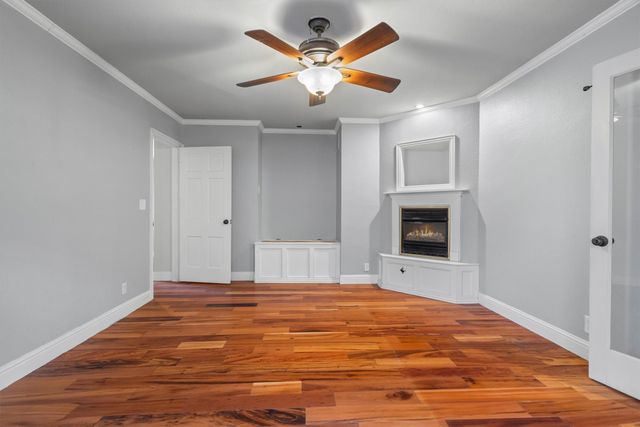 6308 Kenwick Avenue, Fort Worth, TX 76116