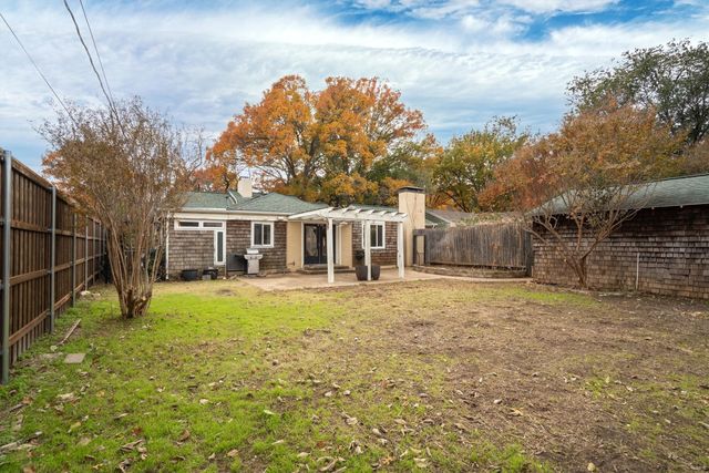 6308 Kenwick Avenue, Fort Worth, TX 76116