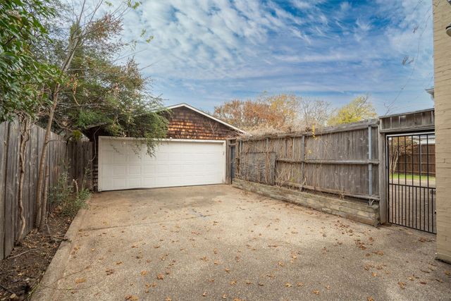 6308 Kenwick Avenue, Fort Worth, TX 76116