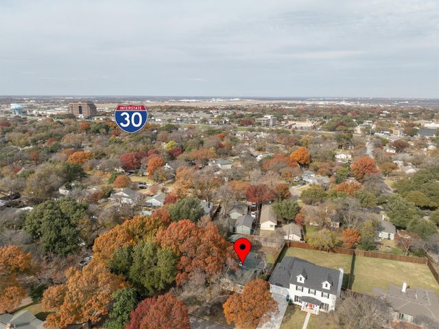 6308 Kenwick Avenue, Fort Worth, TX 76116