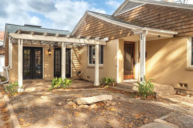 6308 Kenwick Avenue, Fort Worth, TX 76116