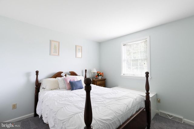3851 STERLING WAY, Columbia, PA 17512
