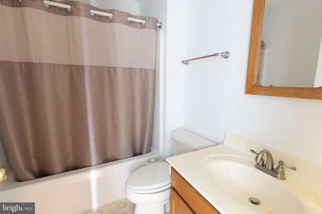 3851 STERLING WAY, Columbia, PA 17512