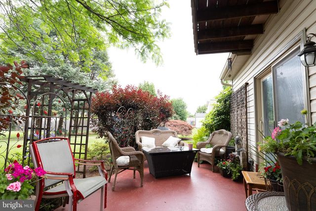 3851 STERLING WAY, Columbia, PA 17512