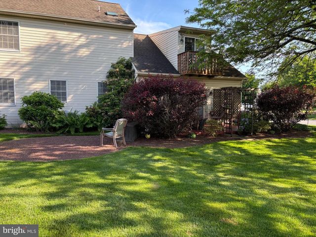 3851 STERLING WAY, Columbia, PA 17512