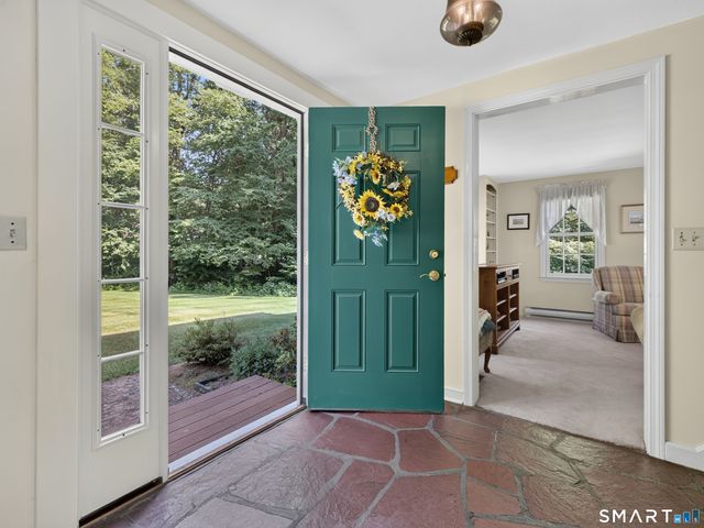 55 Kelseytown Road, Clinton, CT 06413