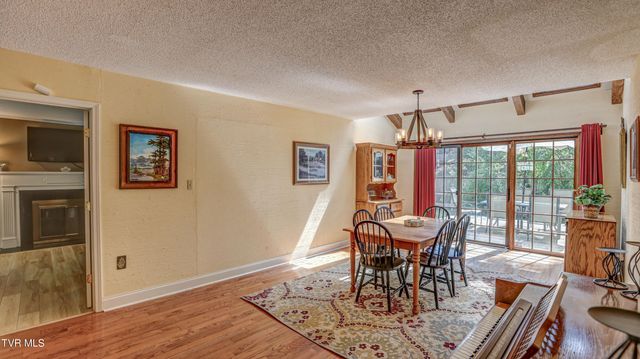 205 Sparkling Brook Drive, Bristol, TN 37620
