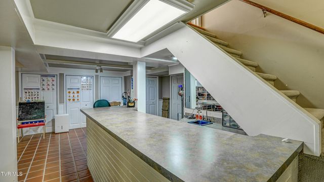 205 Sparkling Brook Drive, Bristol, TN 37620