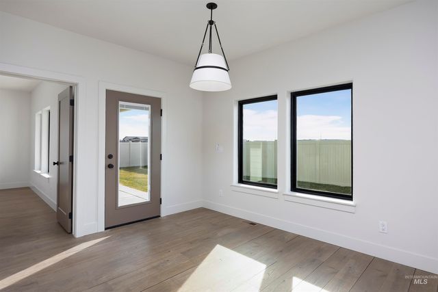 645 Canyon Crest Drive W, Twin Falls, ID 83301