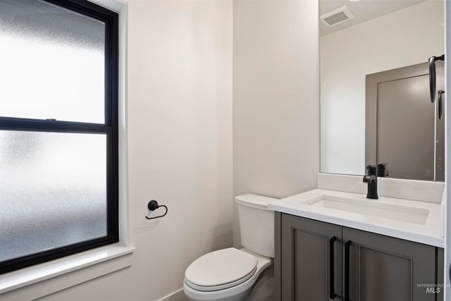 645 Canyon Crest Drive W, Twin Falls, ID 83301