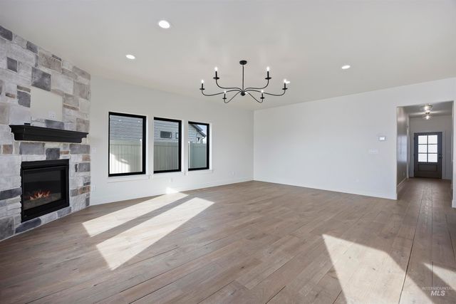 645 Canyon Crest Drive W, Twin Falls, ID 83301