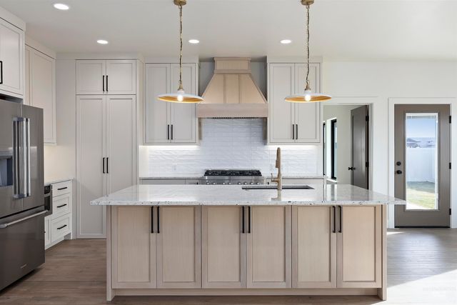 645 Canyon Crest Drive W, Twin Falls, ID 83301