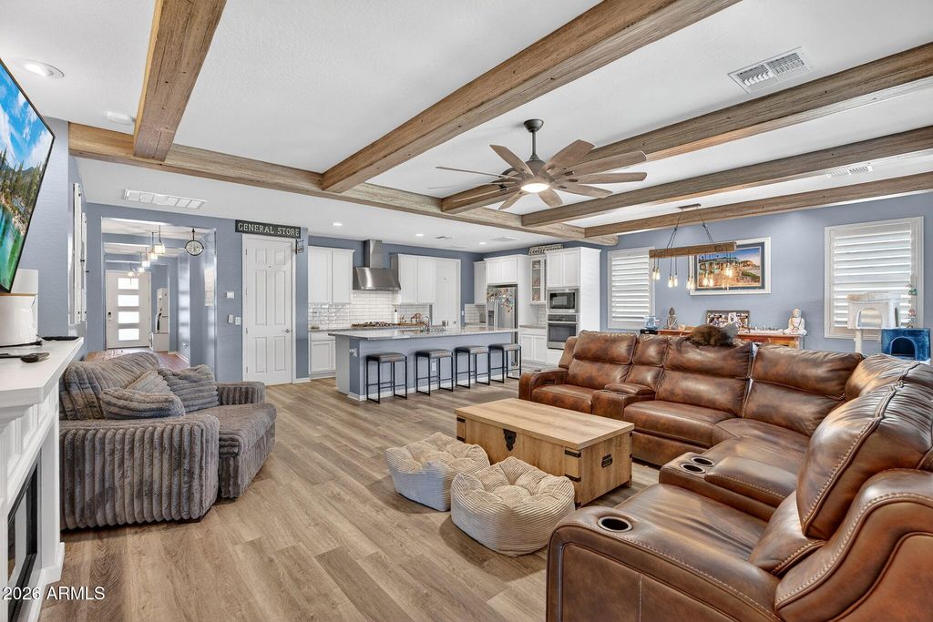 9855 E RESISTANCE Avenue, Mesa, AZ 85212