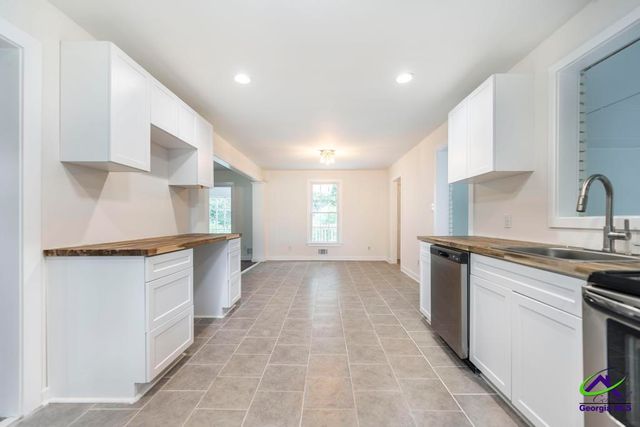 201 Sherman Street, Warner Robins, GA 31088