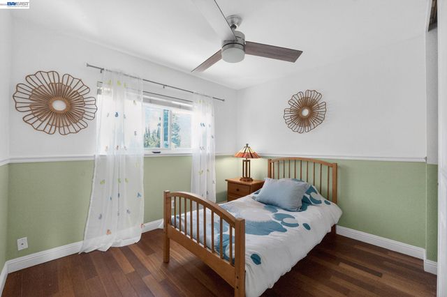 77 Barnes Ln, Fremont, CA 94536