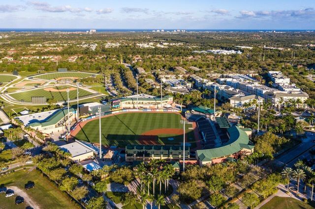 6085 Robinson Street, Jupiter, FL 33458