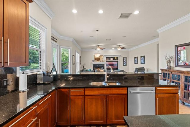 1698 TAYLOR RIDGE LOOP, Kissimmee, FL 34744