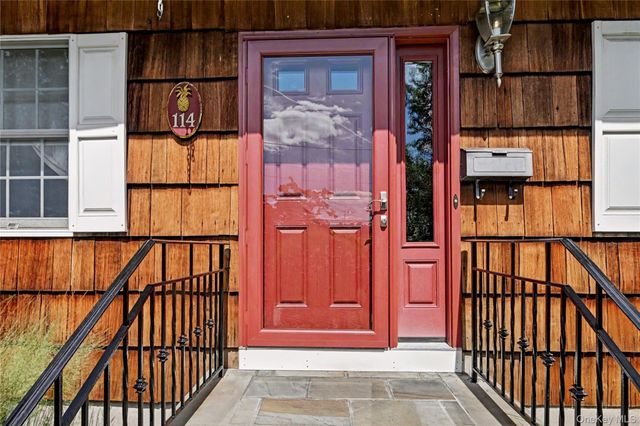114 Fairfax Avenue, Hawthorne, NY 10532