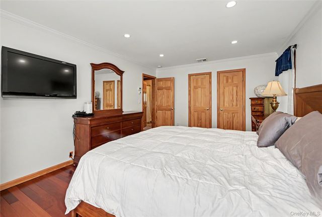 114 Fairfax Avenue, Hawthorne, NY 10532