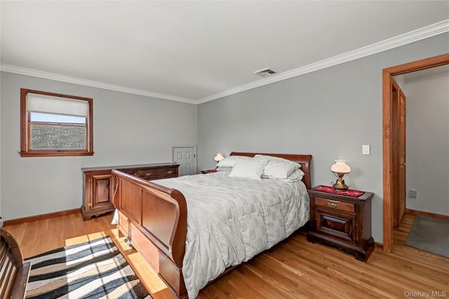 114 Fairfax Avenue, Hawthorne, NY 10532