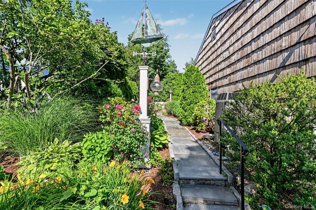114 Fairfax Avenue, Hawthorne, NY 10532