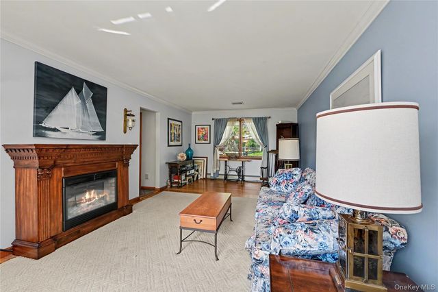 114 Fairfax Avenue, Hawthorne, NY 10532