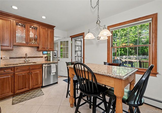 114 Fairfax Avenue, Hawthorne, NY 10532