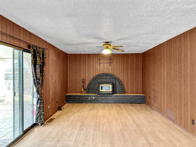 2709 Paseo de Tularosa, Santa Fe, NM 87505