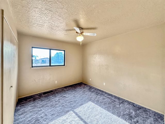 2709 Paseo de Tularosa, Santa Fe, NM 87505