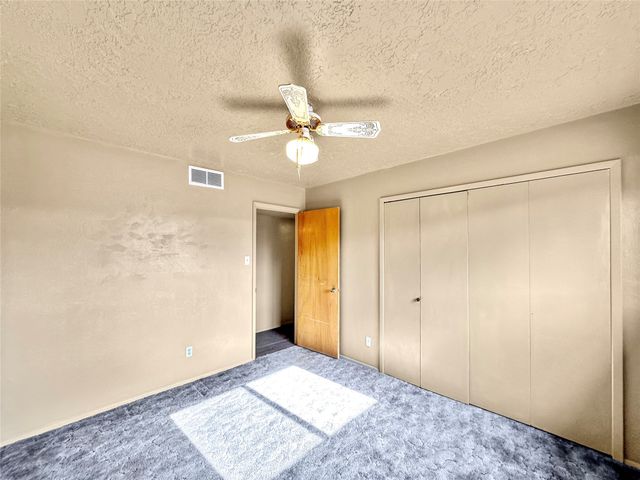 2709 Paseo de Tularosa, Santa Fe, NM 87505