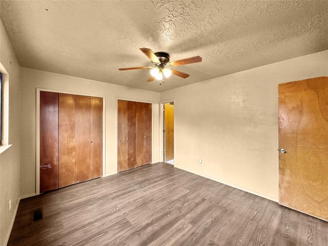 2709 Paseo de Tularosa, Santa Fe, NM 87505