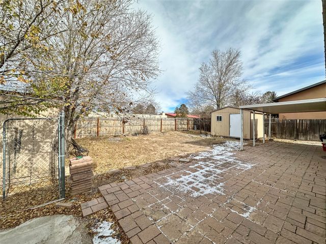 2709 Paseo de Tularosa, Santa Fe, NM 87505