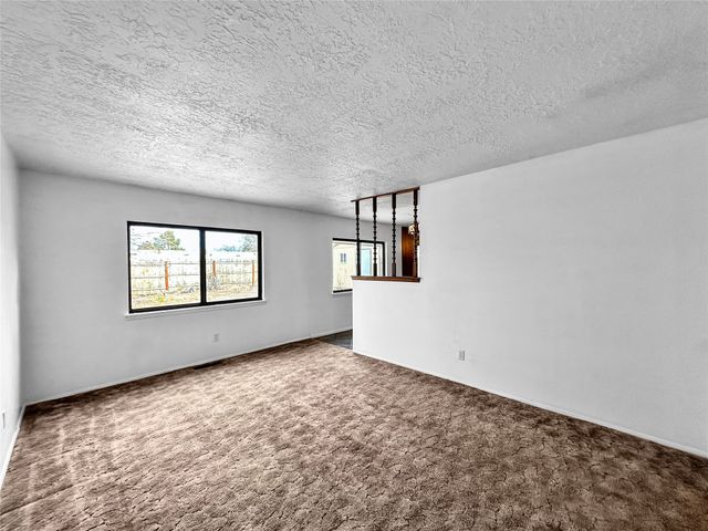 2709 Paseo de Tularosa, Santa Fe, NM 87505
