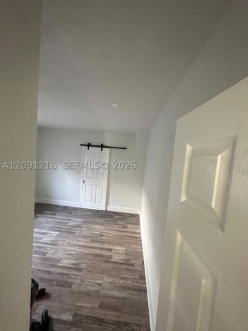 3047 SW 21st St 3047, Miami, FL 33145