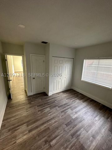 3047 SW 21st St 3047, Miami, FL 33145