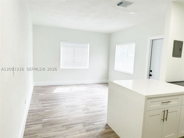 3047 SW 21st St 3047, Miami, FL 33145