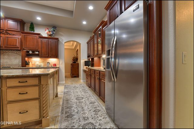 6320 FRANKLIN DESERT Drive, El Paso, TX 79912