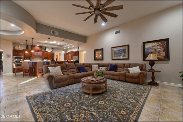 6320 FRANKLIN DESERT Drive, El Paso, TX 79912