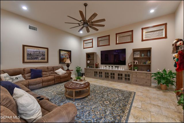 6320 FRANKLIN DESERT Drive, El Paso, TX 79912