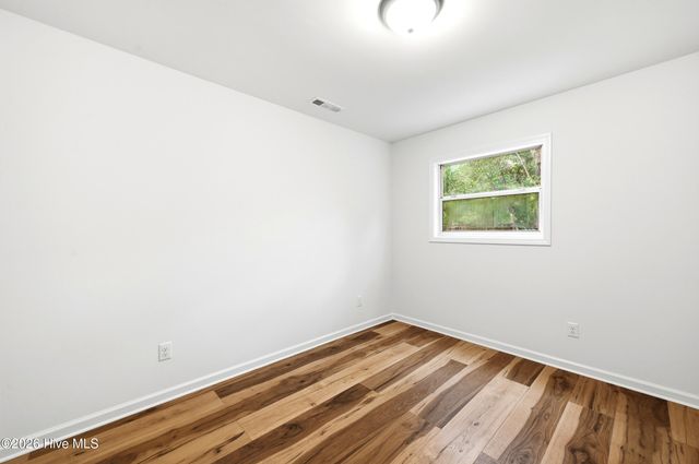 400 Dogwood Lane, Wilmington, NC 28409