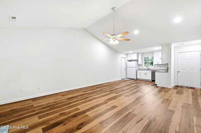 400 Dogwood Lane, Wilmington, NC 28409