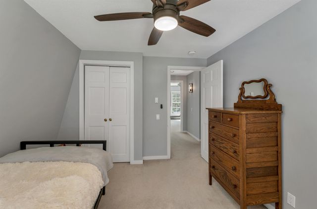 824 Hard Road A5, Hartford, VT 05059