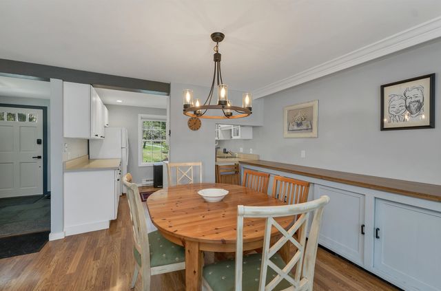 824 Hard Road A5, Hartford, VT 05059