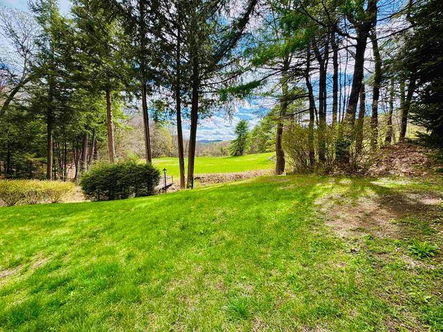 824 Hard Road A5, Hartford, VT 05059
