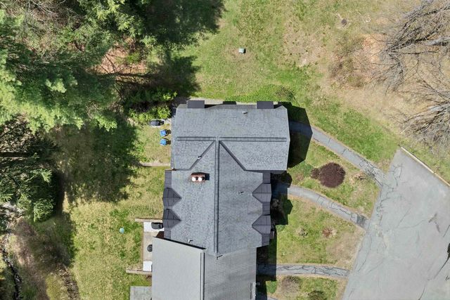 824 Hard Road A5, Hartford, VT 05059