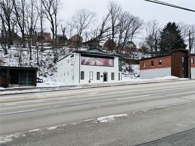 3919 Saw Mill Run blvd., Brentwood, PA 15277